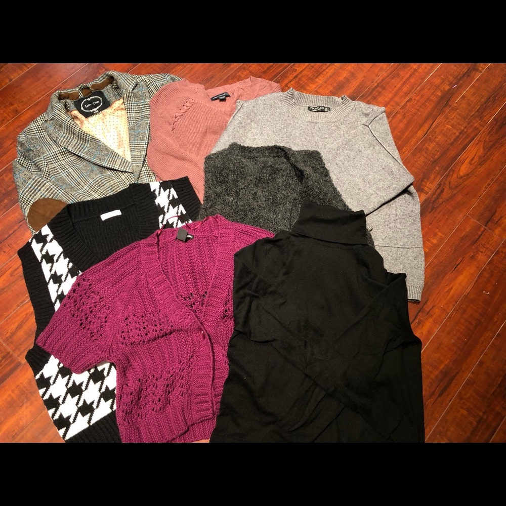 Bundle. Sweaters/ Jacket/Vest. ( 5 items - 50$).